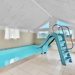 Kronens Have X Tatil Evi