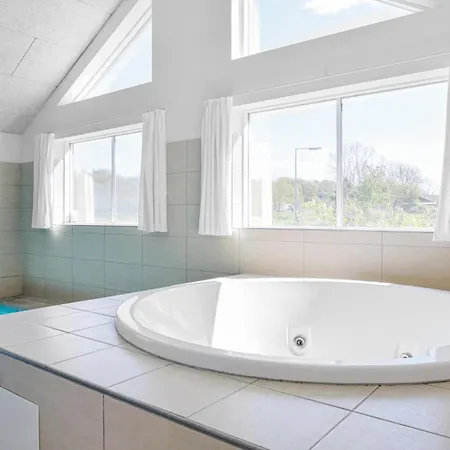 Stunning Home In Tranekaer With Sauna Tranekær