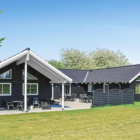 Stunning In Tranekaer With Private Swimming Pool, Be Inside Or Outside *