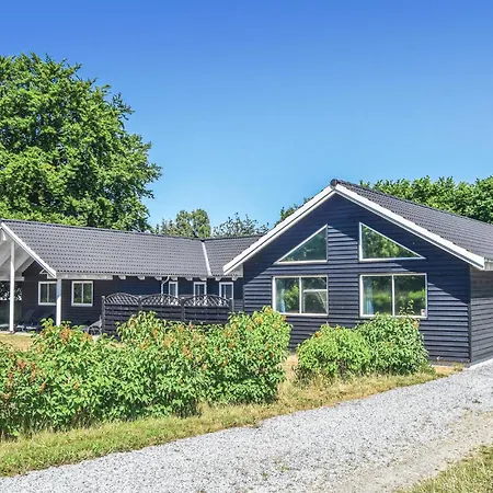 Stunning In Tranekaer With Private Swimming Pool, Be Inside Or Outside Hou (Syddanmark)