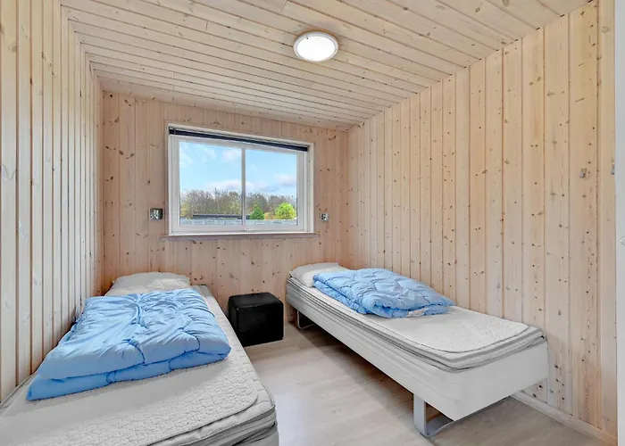 Nyaraló Kronens Have X